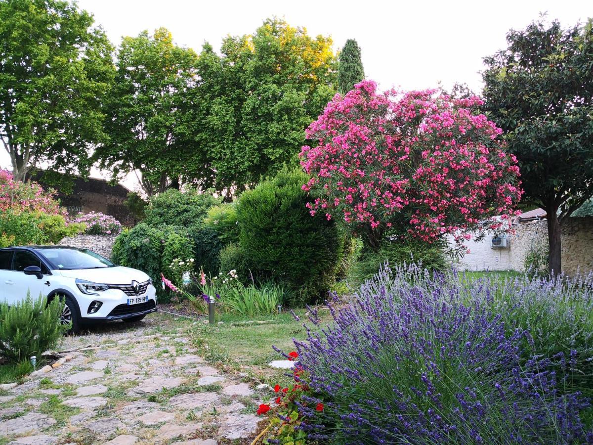 La Petite Maison De Lingling มอร์นาส ภายนอก รูปภาพ